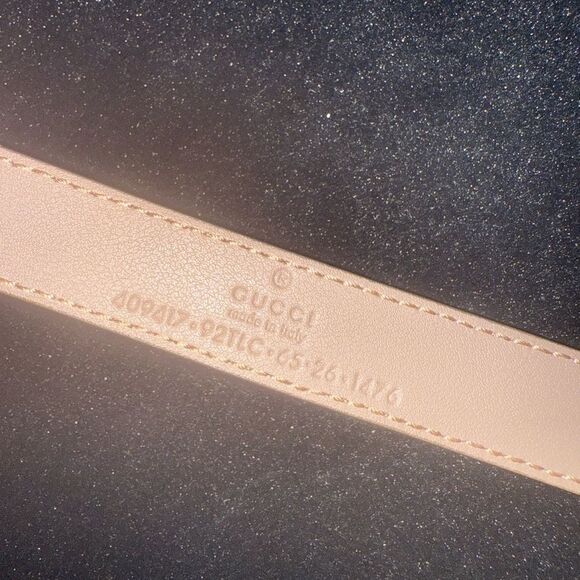 Brand new with box and dustbag Gucci Cream and Gold Belt GG Buckle size … main image 5